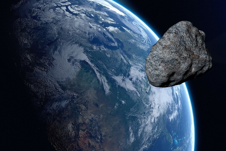Rappresentazione artistica di un asteroide vicino alla Terra (fonte: Pixabay) - RIPRODUZIONE RISERVATA