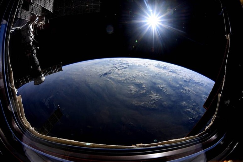 La Terra fotografata dalla Stazione Spaziale dall 'astronauta Nick Hague della Nasa (fonte: NASA/Nick Hague) - RIPRODUZIONE RISERVATA