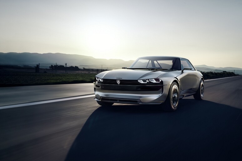 Peugeot Unboring The Future:ecco come sarà l 	'auto del futuro - RIPRODUZIONE RISERVATA