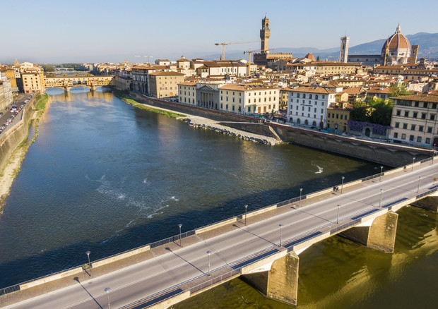 Una veduta di Firenze e del fiume Arno © ANSA