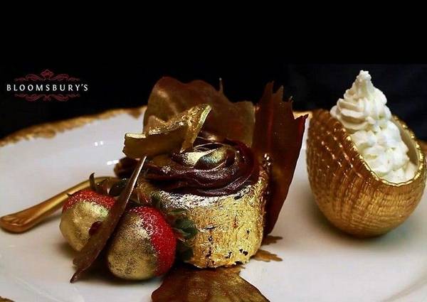Ihe Golden Phoenix, the world's most expensive cupcake on sale in Dubai