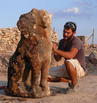 Il cerbero scoperto da archeologi italiani a Hierapolis 