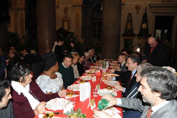 A Christmas lunch for the poor organized by S.Egidio community in Rome