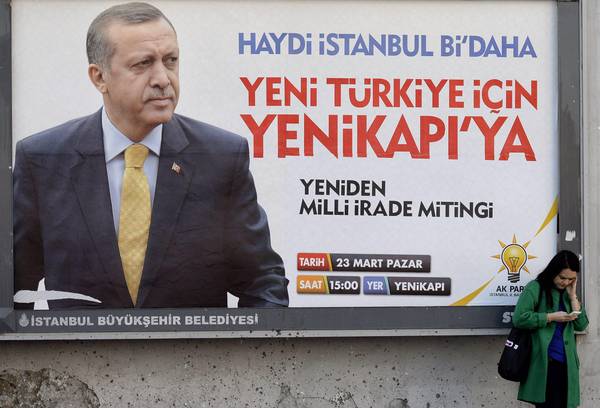 Twitter blocked in Turkey following premier's threats