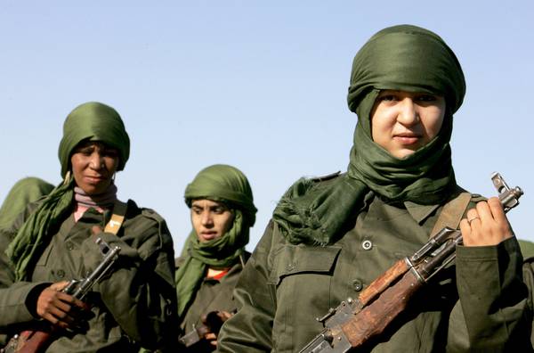 Miliziane saharawi del Fronte Polisario
