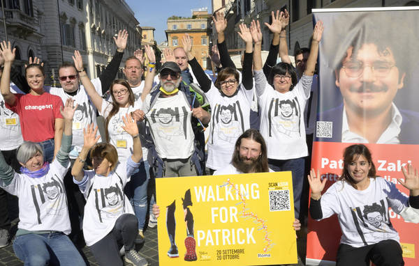 Flashmob in Rome to ask the Italian citizenship for Patrick Zaki