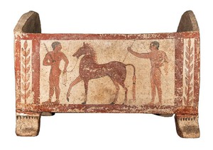 urna cineraria fittile dipinta, conservata nel museo archeologico di Tarquinia