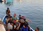 Ancora sbarchi a Lampedusa, oltre mille migranti in hotspot