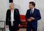 Francia nell'impasse, opposizione respinge la palla a Macron