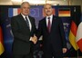 EU Commissioner for Migration Dimitris Avramopoulos (L) and Turkish Interior Minister Suleyman Soylu (R) in an archive photo