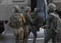 Cisgiordania: 4 soldati sospesi per aver colpito palestinesi