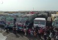 L'india blocca l'export di grano, camion fermi nei porti del Gujarat (ANSA)