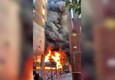 Incendio in centro a Pescara, danni a una banca: nessun ferito (ANSA)