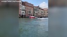 Venezia, sci d'acqua 'a motore' in Canal Grande: il video e' virale(ANSA)