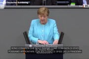 Germania, lungo applauso del Bundestag per l'ultimo discorso di Merkel