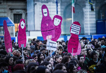 Torino: manifestazione per l'aborto libero organizzata da 'Non una di meno' (ANSA)