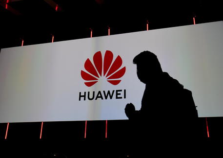 Huawei vende marchio Honor, difficoltà dopo bando Usa © EPA