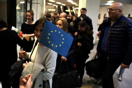 Il Parlamento europeo a favore dell'esenzione del visto per i serbi del Kosovo