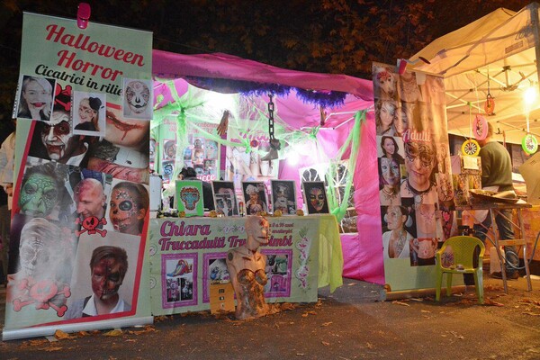 Halloween: 5000 in festa a Triora, il paese delle streghe