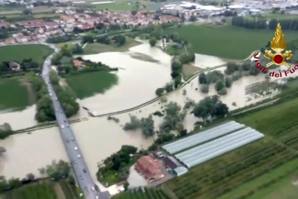 Maltempo: esondato il fiume Savio in Emilia Romagna
