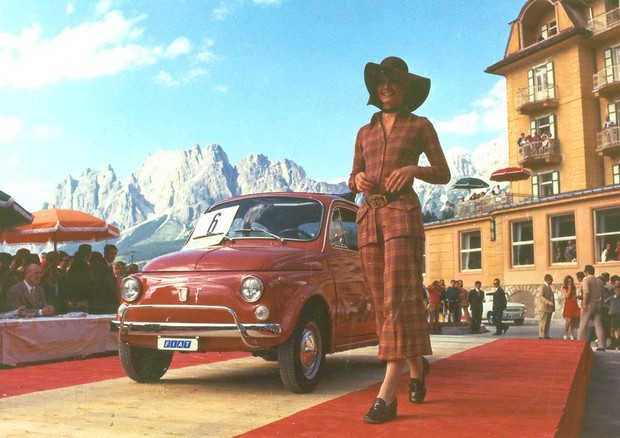 Auguri Fiat 500, 63 anni dopo festa con personaggi meno noti © Archivi Fiat / FCA Press