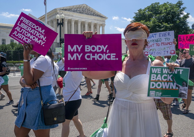 Commissaria Dalli, sentenza della Corte Suprema Usa sull'aborto è passo un indietro notevole (foto: EPA)