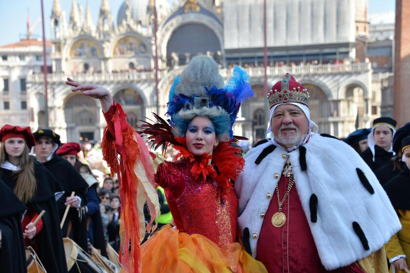 Carnevale: Venezia;  'Vola l 'Angelo ' e la festa esplode - ALL RIGHTS RESERVED