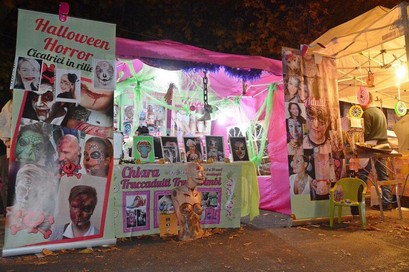 Halloween: 5000 in festa a Triora, il paese delle streghe - ALL RIGHTS RESERVED