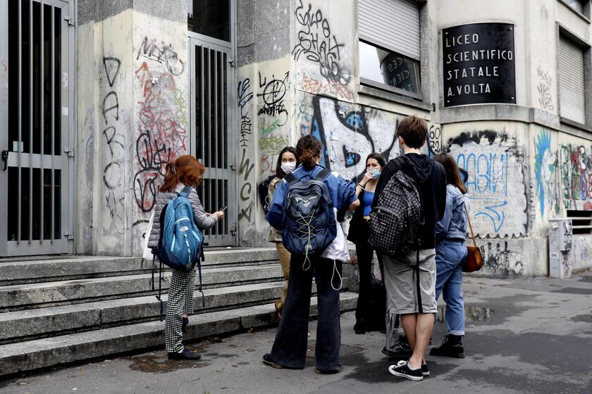 Scuola: esami di maturit� a Milano - ALL RIGHTS RESERVED
