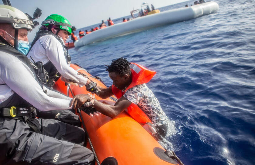 ++ Migranti: Msf, 22 dispersi in naufragio gommone ++ - RIPRODUZIONE RISERVATA