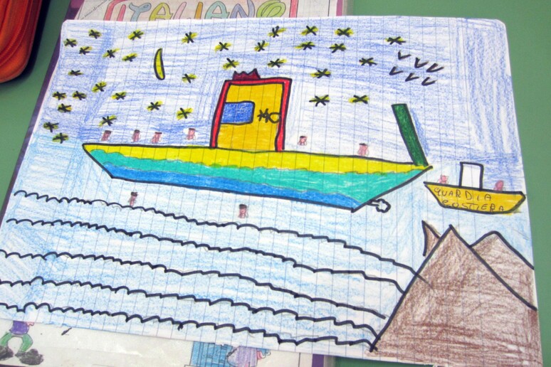 Lampedusa: bambini disegnano e raccontano tragedia migranti [ARCHIVE MATERIAL 20131005 ] -     RIPRODUZIONE RISERVATA
