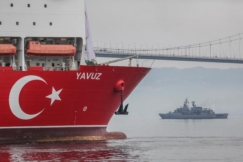Una nave turca parte per esplorazioni energetiche al largo di Cipro -     RIPRODUZIONE RISERVATA