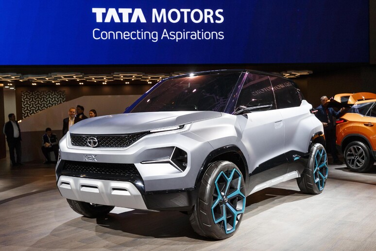 Tata lancerà 10 veicoli elettrici © ANSA/EPA