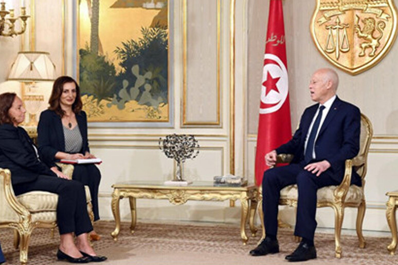 Il ministro Lamorgese incontra il presidente Saied a Tunisi -     RIPRODUZIONE RISERVATA