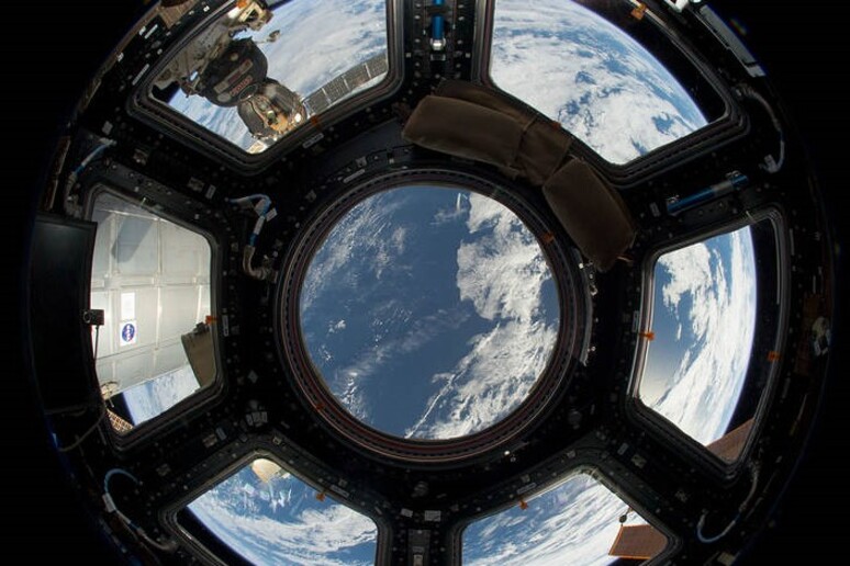 La Cupola, la grande finestra della Stazione Spaziale Internazionale (fonte: NASA) - RIPRODUZIONE RISERVATA