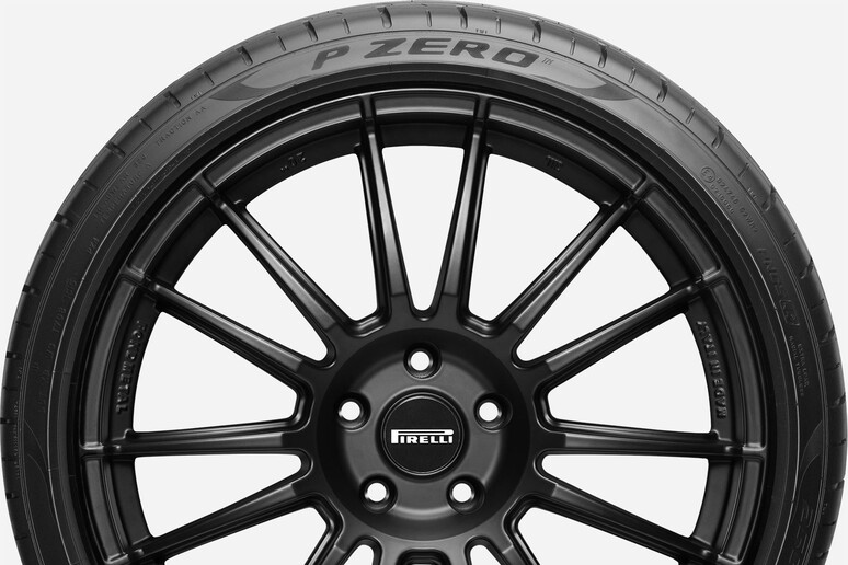 Pirelli P Zero è il miglior pneumatico ad alte prestazioni © ANSA/Pirelli