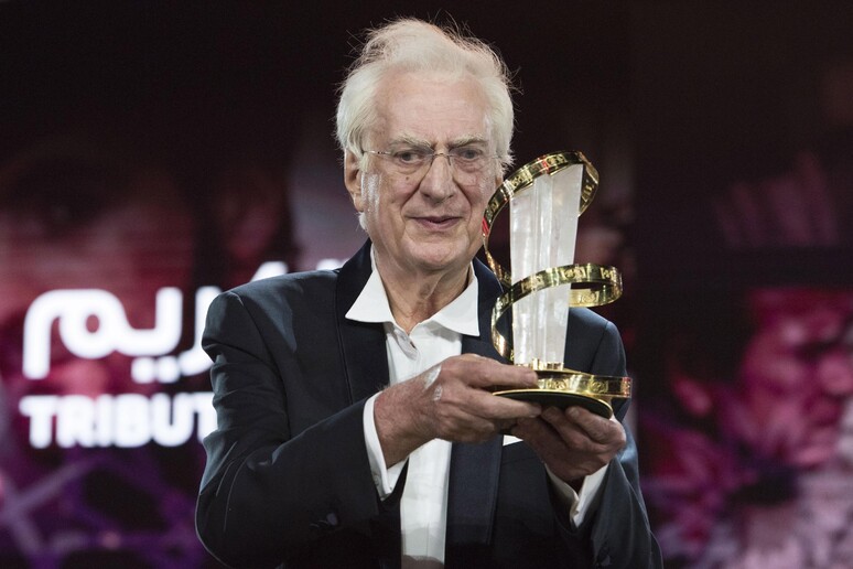 Bertrand Tavernier riceve il Premio alla carriera al Marrakech International Film Festival, 1 dicembre 2019 -     RIPRODUZIONE RISERVATA