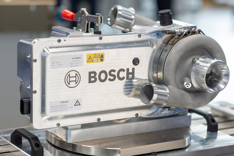 Bosch fornirà parti fuel cell a Daimler Truck e Volvo Group - RIPRODUZIONE RISERVATA