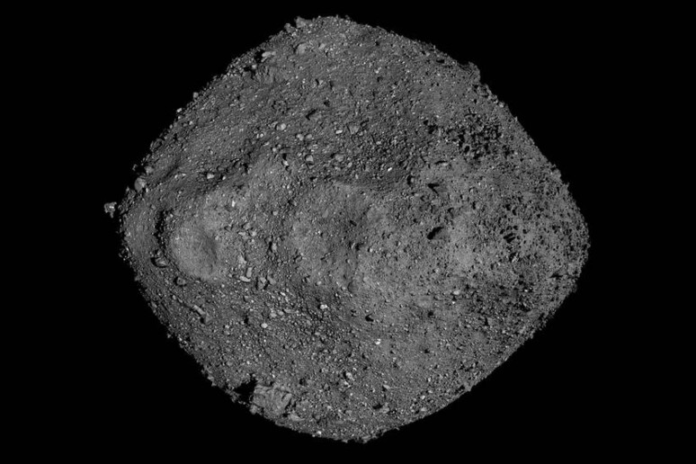 L 'asteroide Bennu nelle immagini riprese dalla sonda Osiris Rex della Nasa (fonte: NASA/Goddard/University of Arizona) - RIPRODUZIONE RISERVATA