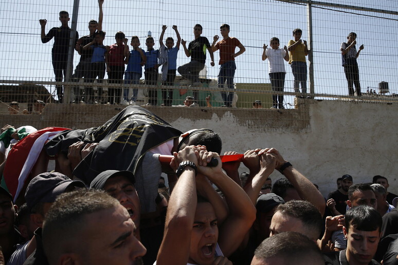 Cinque palestinesi uccisi in scontri con soldati israeliani a Jenin in Cisgiordania © ANSA/EPA