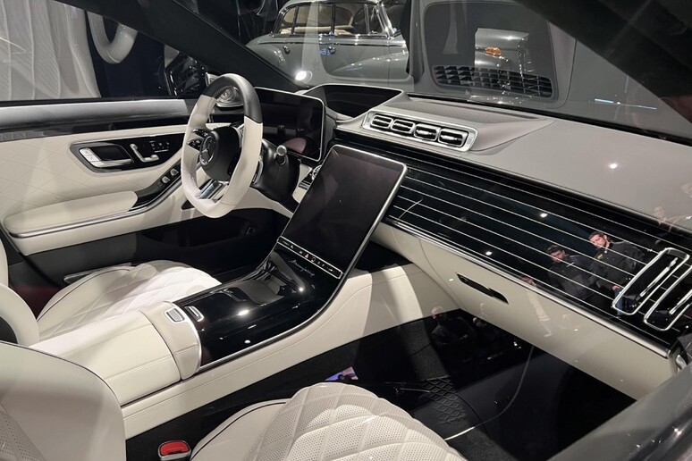 Mercedes al massimo del luxury con Maybach © ANSA/Web