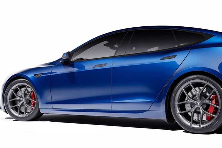 Kit Tesla per Model S Plaid, diventa supercar da 320 all 'ora © ANSA/Tesla